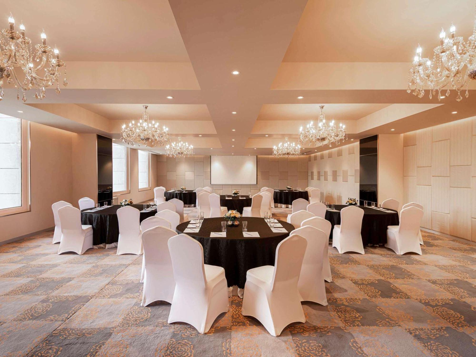 Grand Mercure Bengaluru At Gopalan Mall - An Accor Brand Экстерьер фото